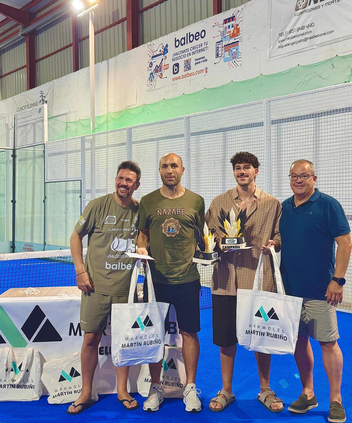 Campeones de 4ta categoría masculina en el XXI Torneo de Pádel Mármoles Martín Rubiño 2026 en Motril